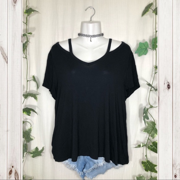 Mossimo Supply Co. Tops - Mossimo Casual Black Top!
